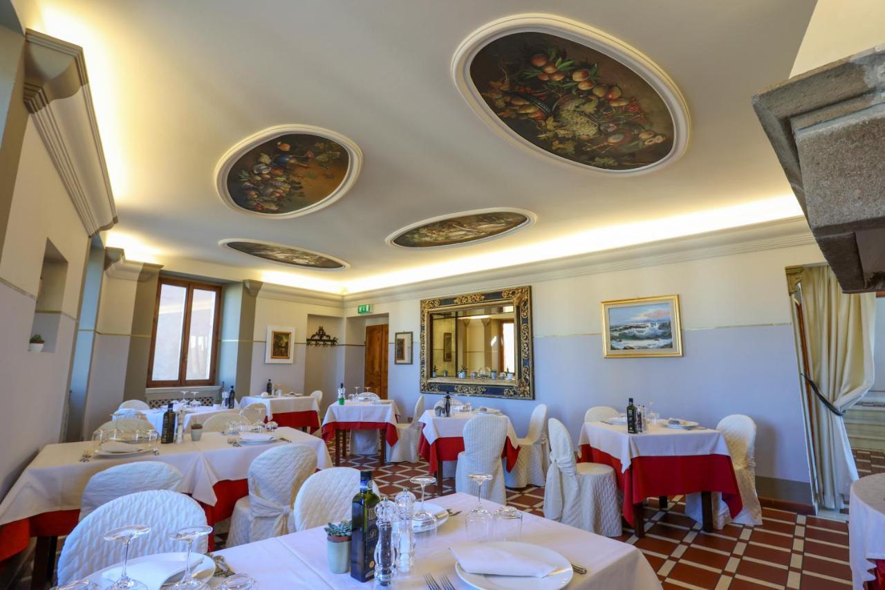 Albergo Diffuso Borgo Montemaggiore Montemaggiore al Metauro Luaran gambar