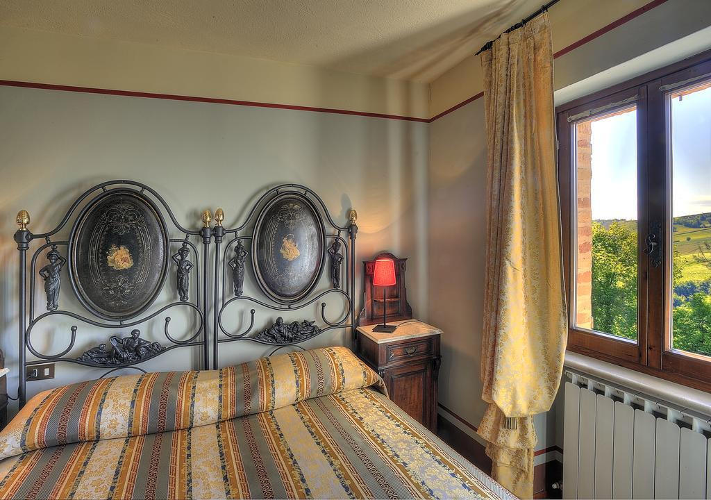 Albergo Diffuso Borgo Montemaggiore Montemaggiore al Metauro Luaran gambar